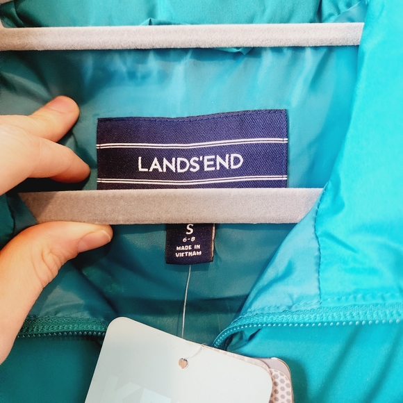 Lands End Down Filled Puffer Vest - Picture 8 of 11